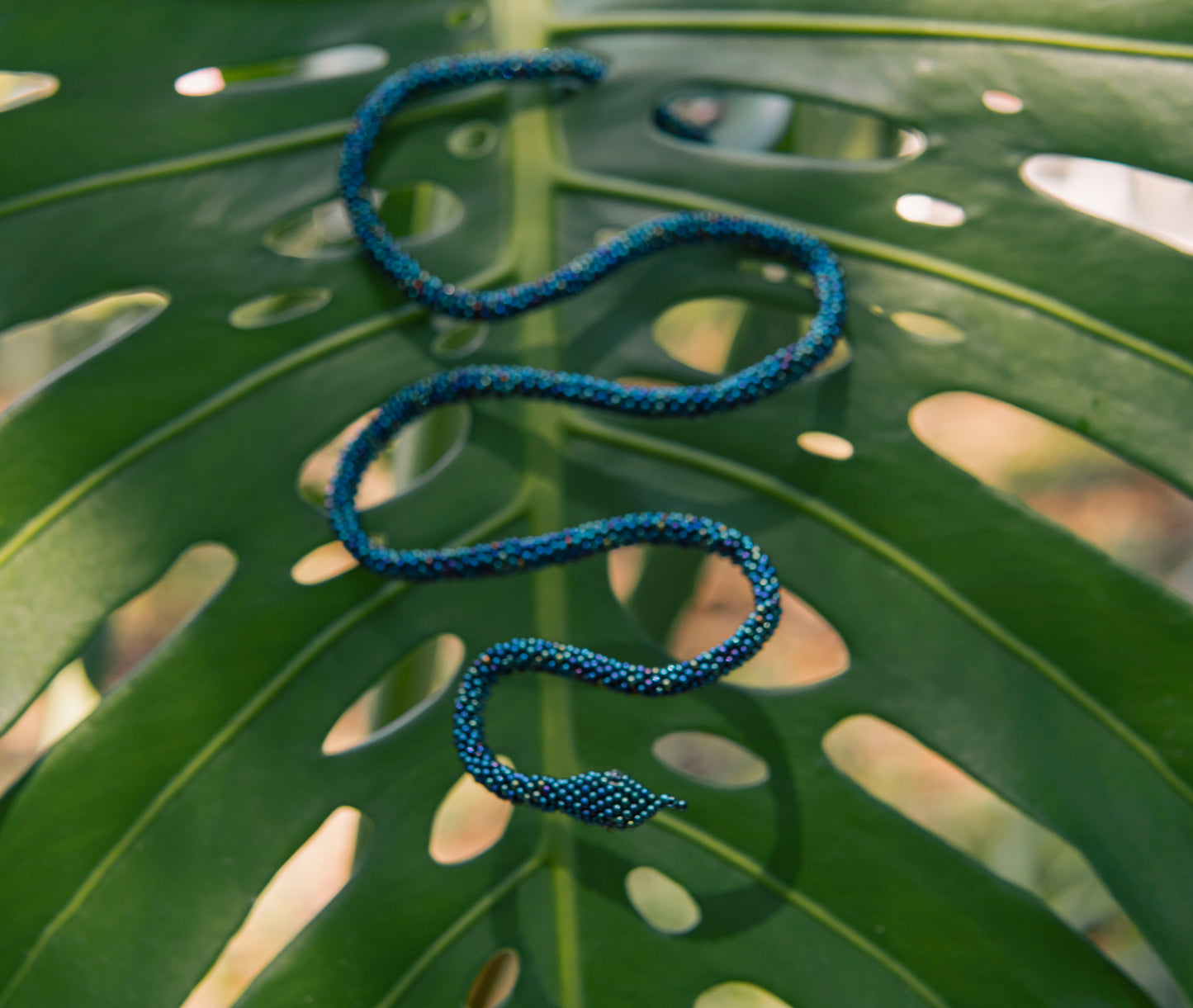 Brazalete de Serpiente - AZUL IRIDISCENTE