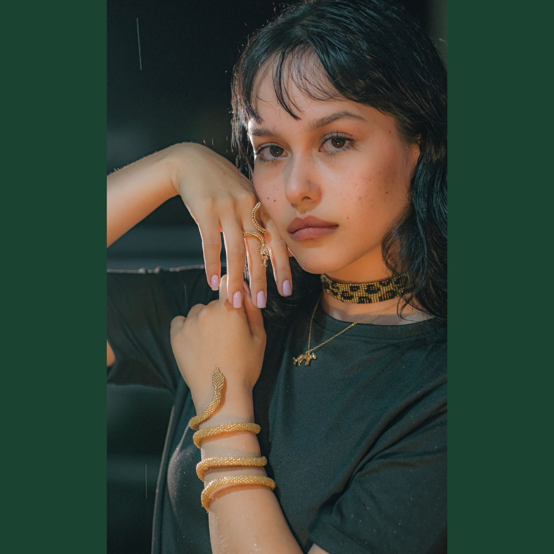 Brazalete de Serpiente – Dorado Místico