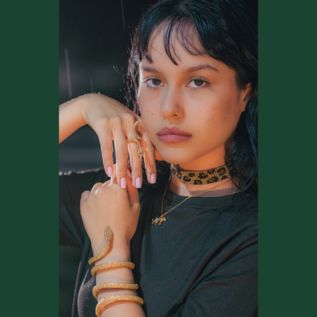 Brazalete de Serpiente – Dorado Místico