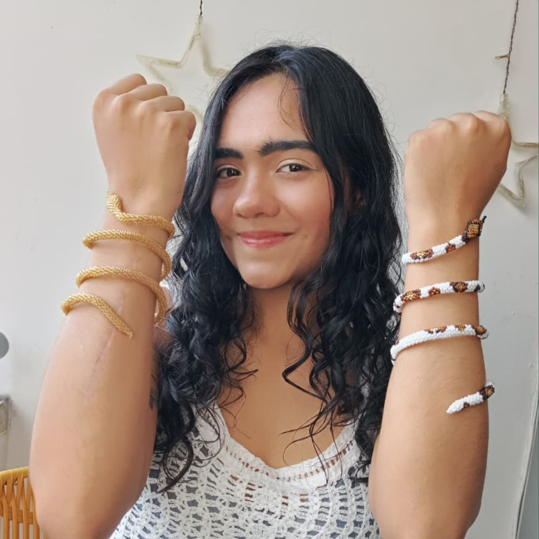 Brazalete de Serpiente – Dorado Místico