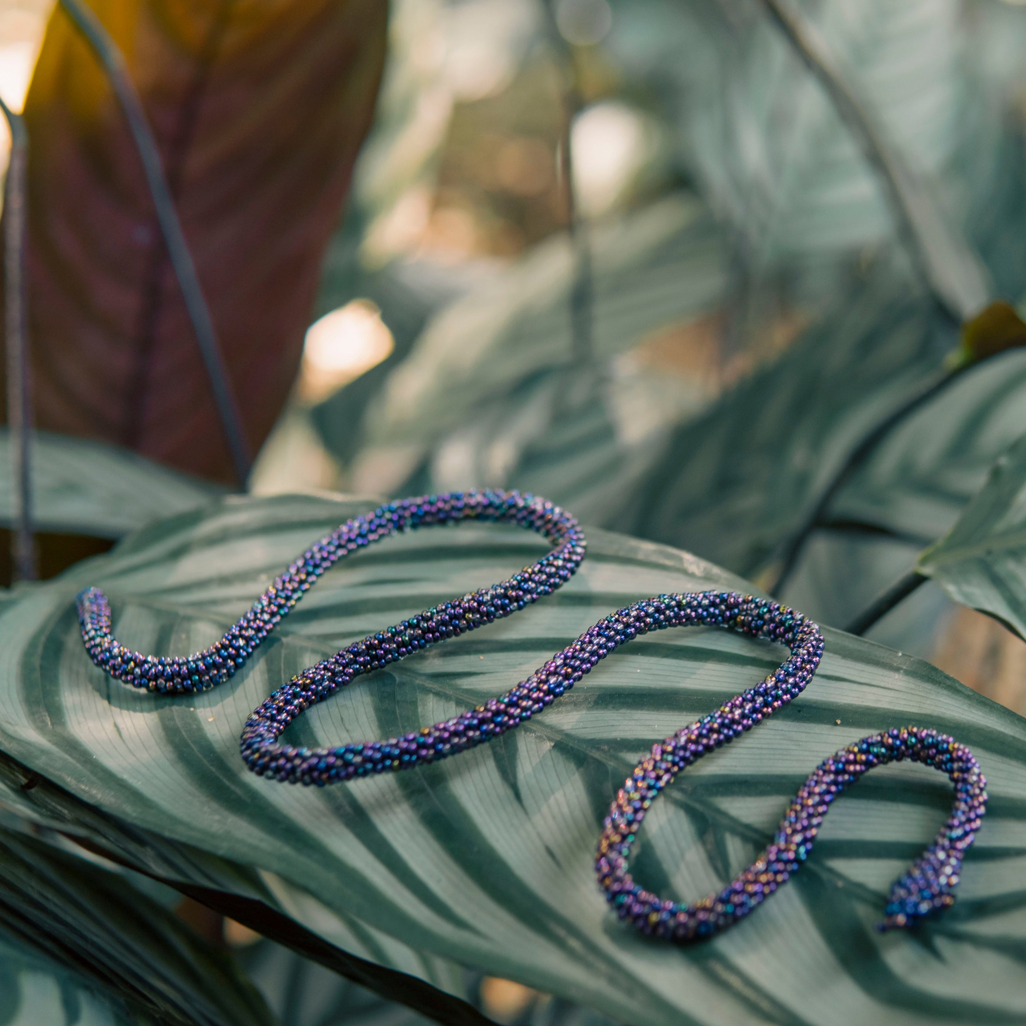 Brazalete de Serpiente – Morado iridiscente